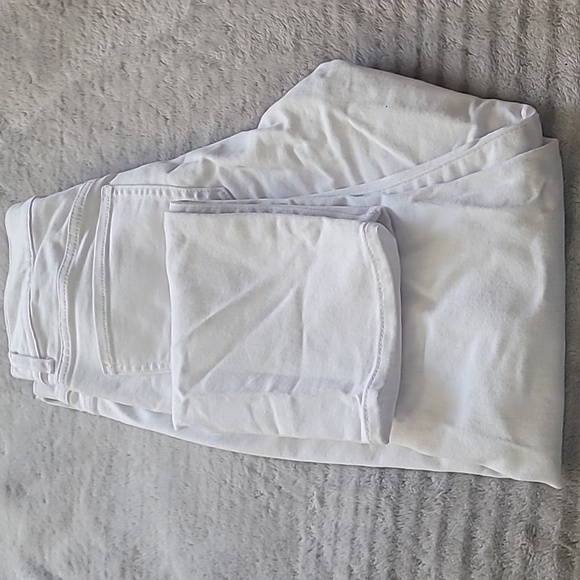 Express High Rise Hyper Stretch Distressed Jeans - Picture 6 of 6